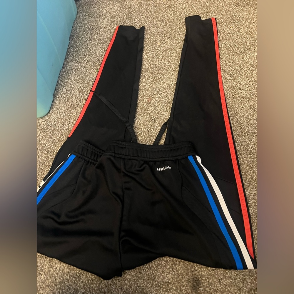 Adidas small